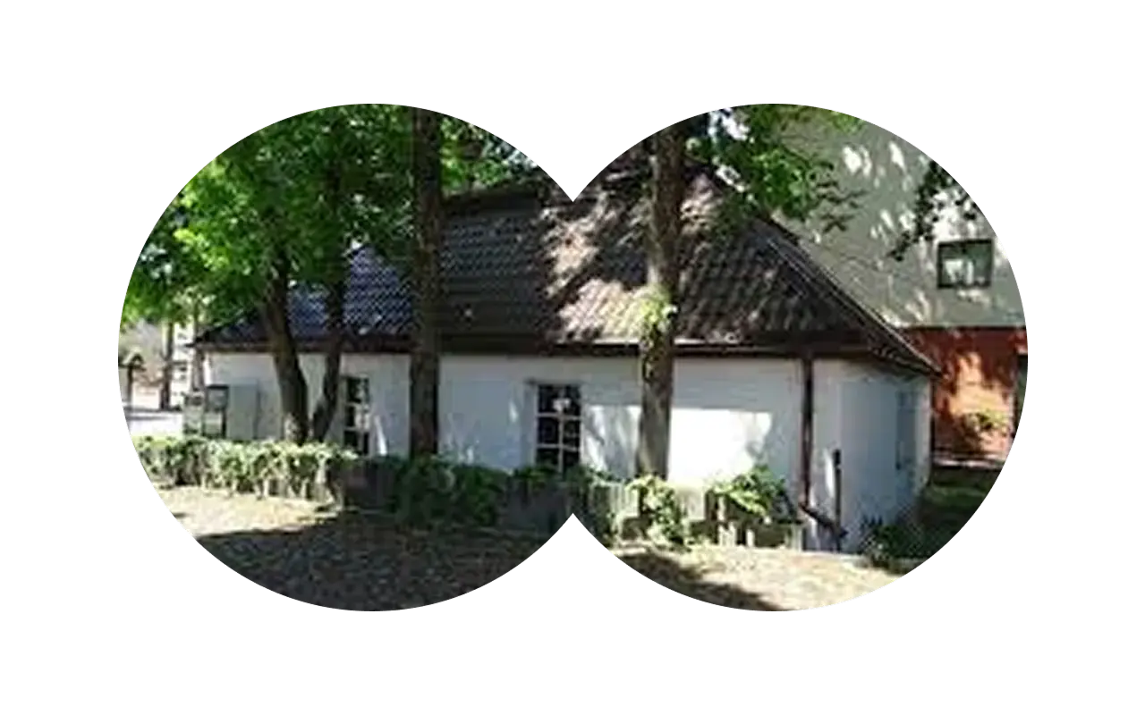 Kolejowa 11